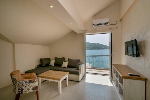 Apartamento Vila Milanovi?
