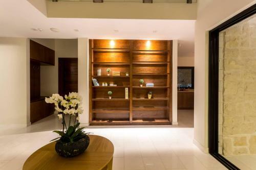White Olive Villa