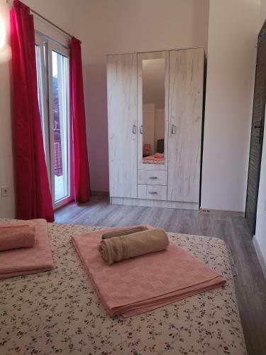 Apartments Cirovic Family