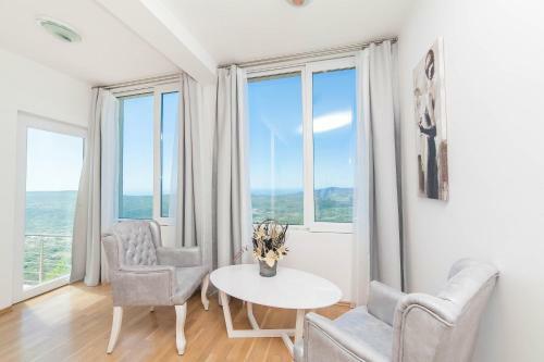 Apartments Eagle Eye Villa