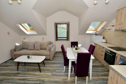 A Hundred Olive Trees Apartments
