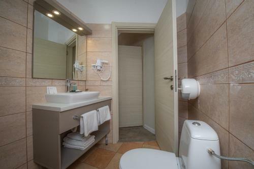 Hostal Antika Guesthouse