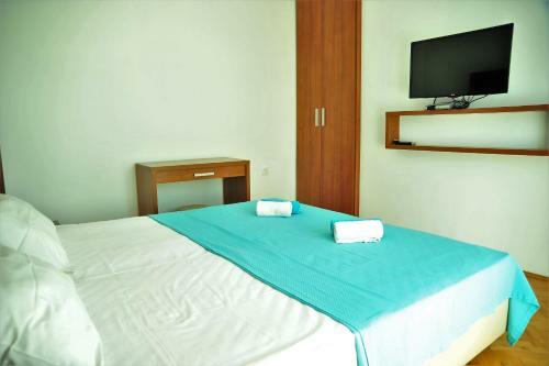 Grejm Family Apartments