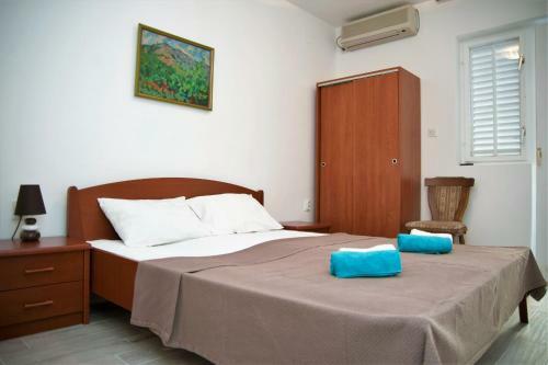 Grejm Family Apartments