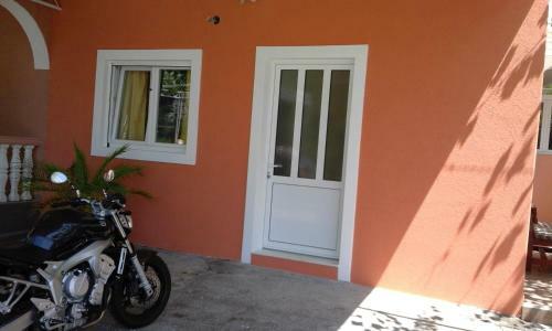 Hostal Apartments Marina