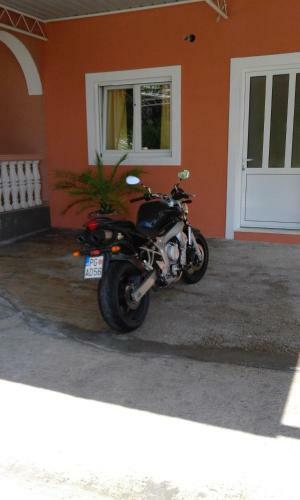 Hostal Apartments Marina
