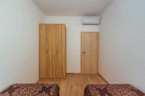 Opium Mar Apartments