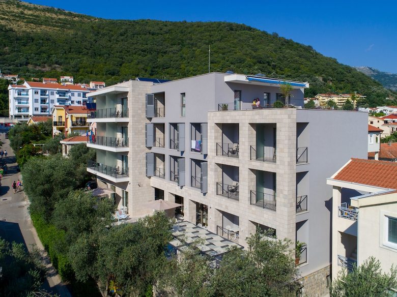 Hotel Eleven
