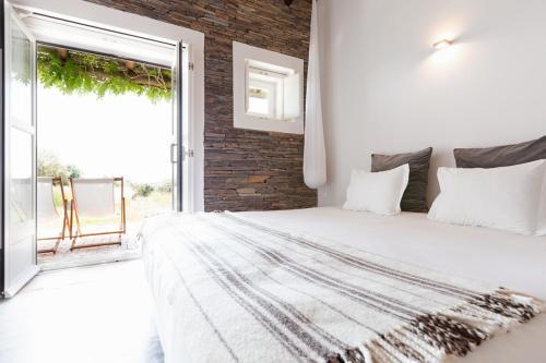 Hostal Monte Falperras