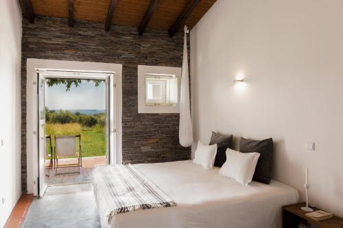 Hostal Monte Falperras
