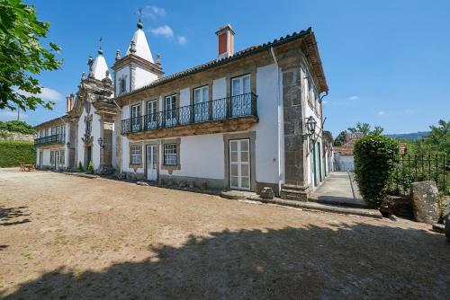 Hostal Outeiro Tu�as - Manor House