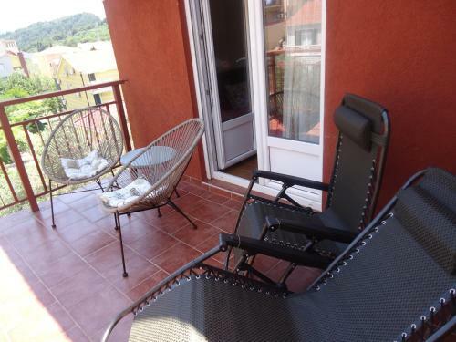 Lazar Apartments
