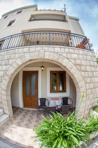 Apartamentos Villa Sandra
