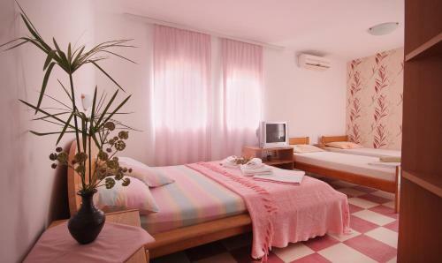 Apartments Villa Slavica