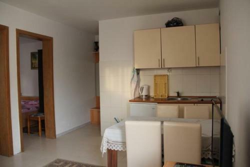 Apartments Villa Petrovac