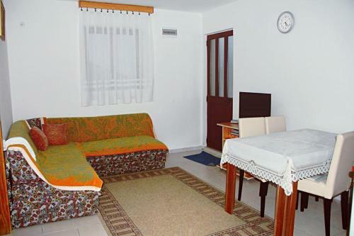 Apartments Villa Petrovac