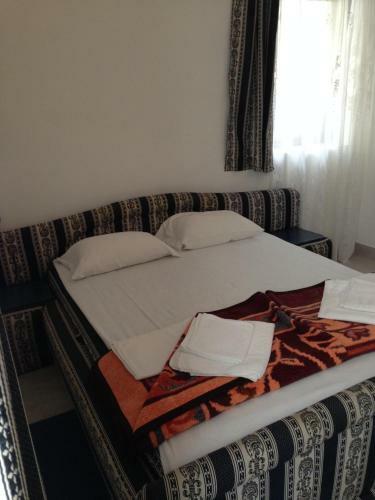 Apartments Villa Petrovac