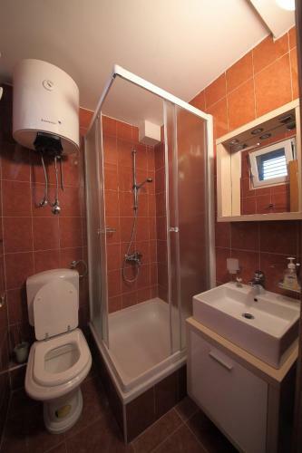 Hostal Guest House Zenovi?