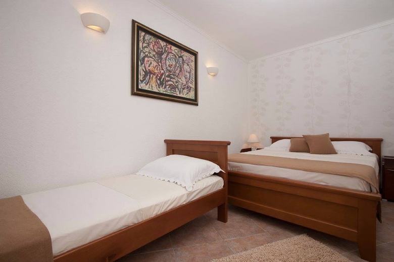 Hostal Guest House Medin
