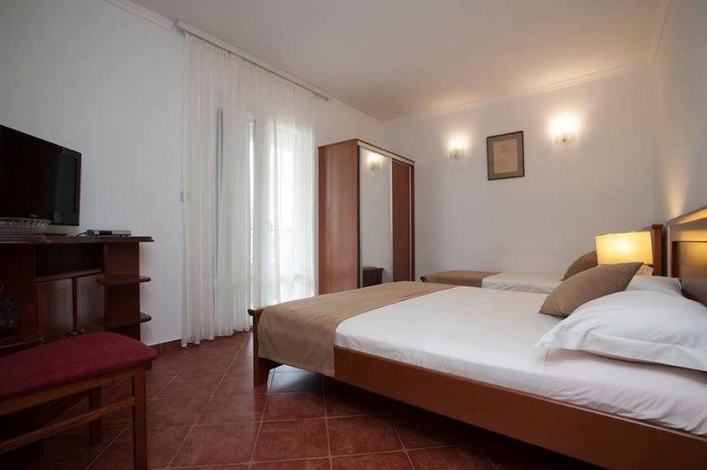 Hostal Guest House Medin
