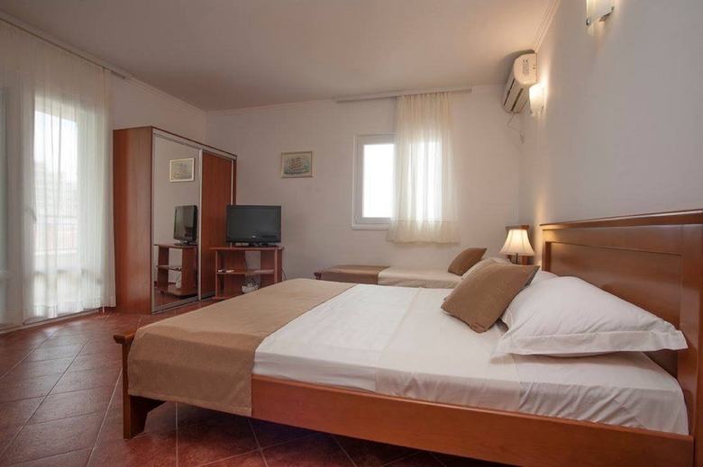 Hostal Guest House Medin