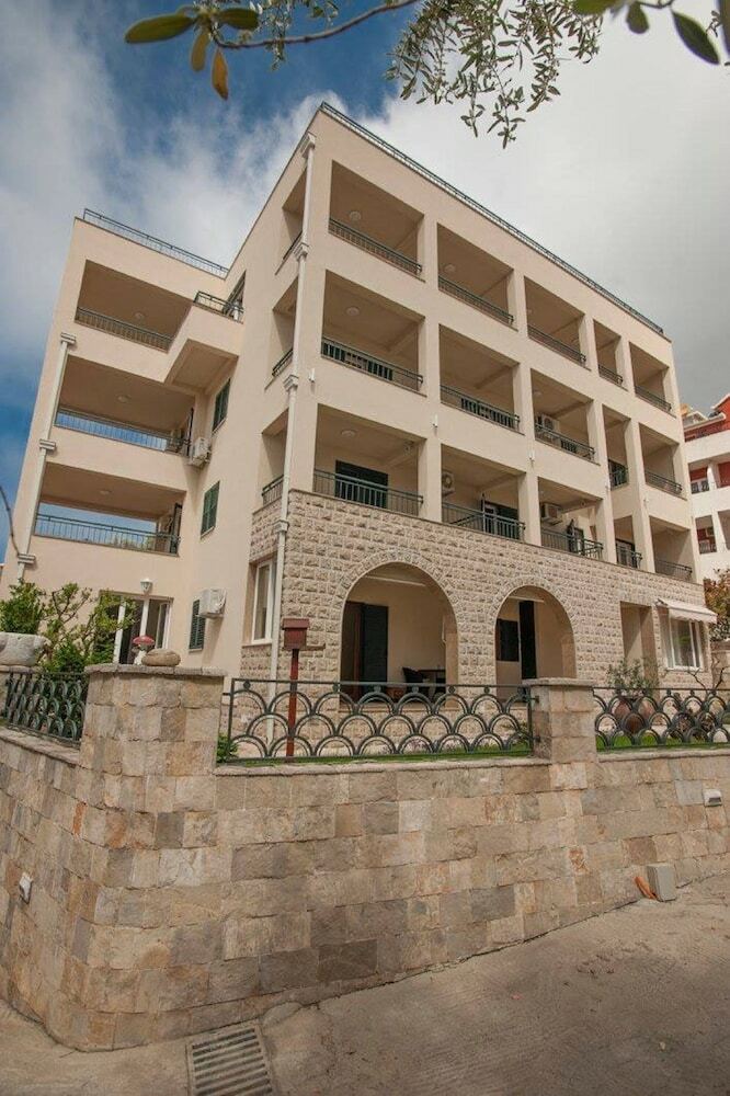 Hostal Guest House Medin