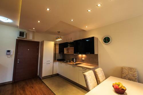 De Lux Apartments