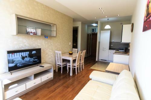 De Lux Apartments