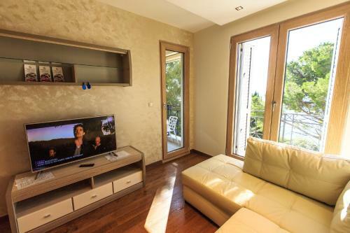 De Lux Apartments