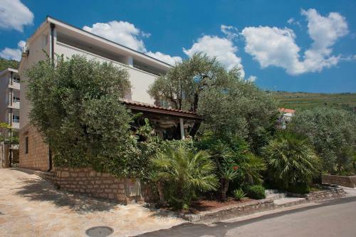 Hostal Guest House Maslina