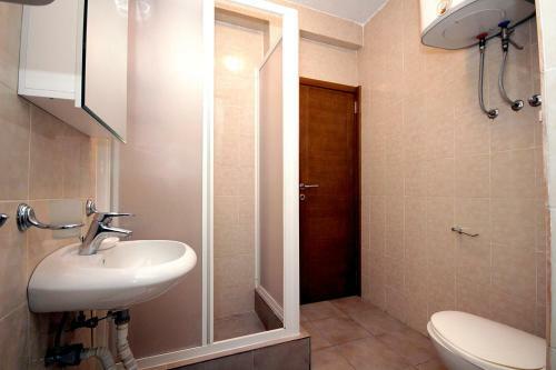 Hostal Guesthouse Dra?kovi?