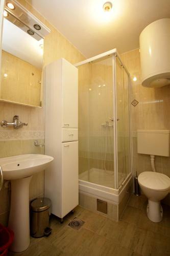 Hostal Guesthouse Dra?kovi?