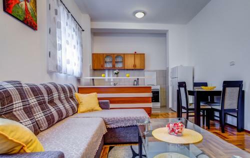 Nikola Pleasure Apartments