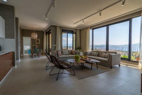 Line Apartment Lux Penthouse
