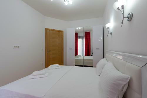 Aroma Apartments