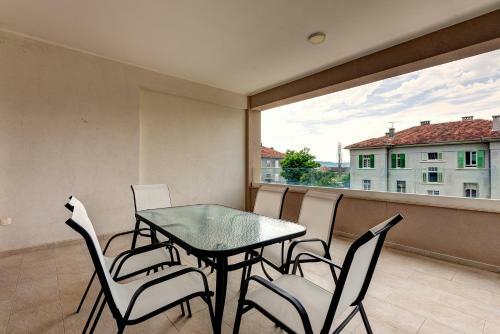 Aroma Apartments