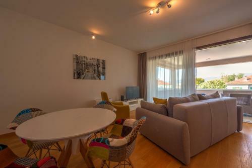 Aroma Apartments