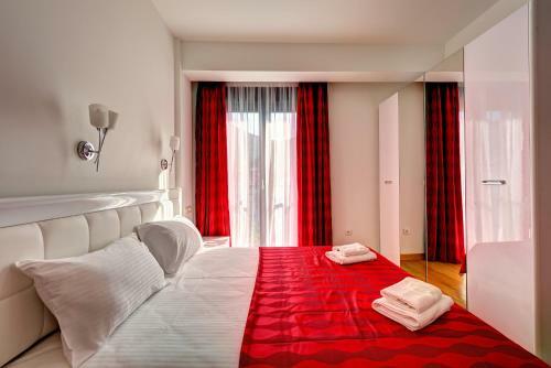 Aroma Apartments