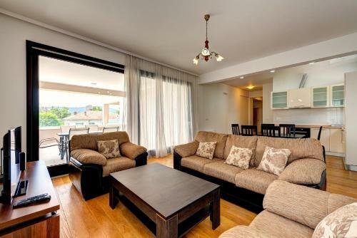 Aroma Apartments