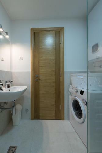 Aroma Apartments