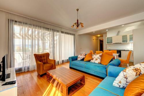 Aroma Apartments