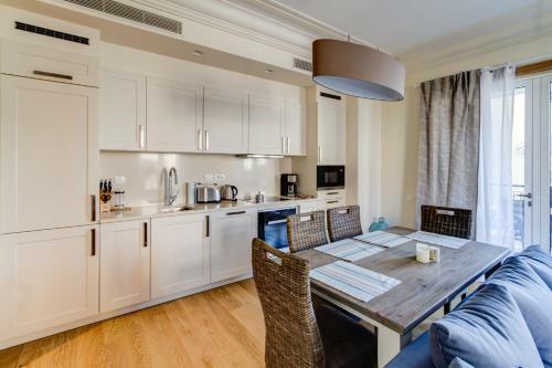 Valerya Apartments Porto Montenegro