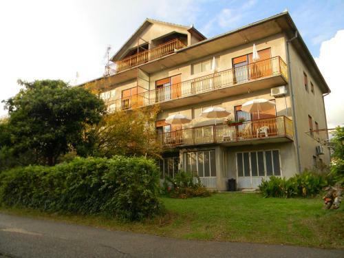 Hostal Guesthouse Lanca