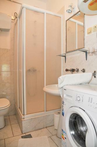 Hostal Guesthouse Lanca