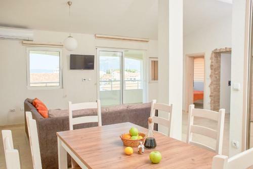 Apartmani Tripovi?