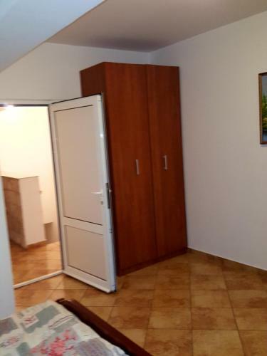 Apartments Jovan