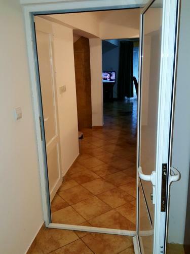Apartments Jovan