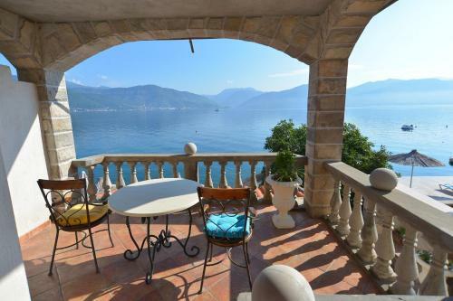 Apartments Palace Mira Mare
