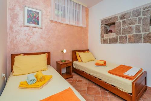 Apartments Bigovo Veljic