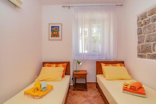 Apartments Bigovo Veljic